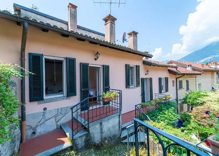 Loppia Secret Mansarda By Wonderful Italy Bellagio