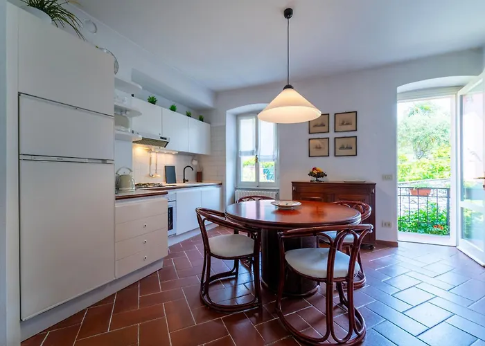 Apartment Loppia Secret Mansarda By Wonderful Italy