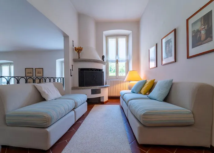 Loppia Secret Mansarda By Wonderful Italy Bellagio