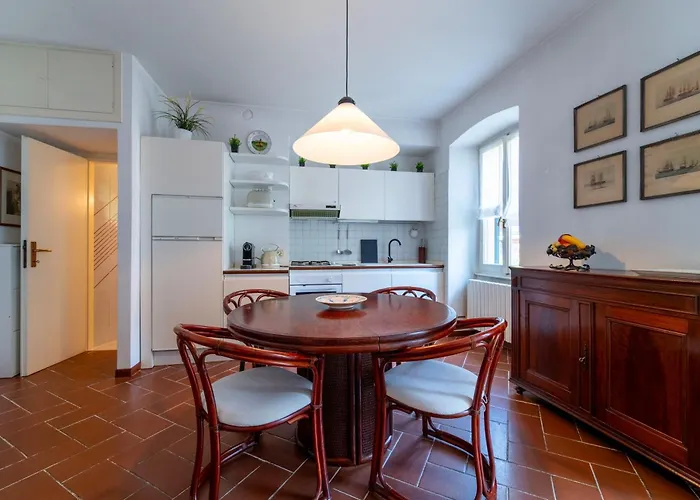 Loppia Secret Mansarda By Wonderful Italy *