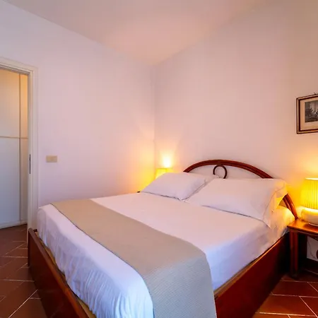 Loppia Secret Mansarda By Wonderful Italy Appartement *